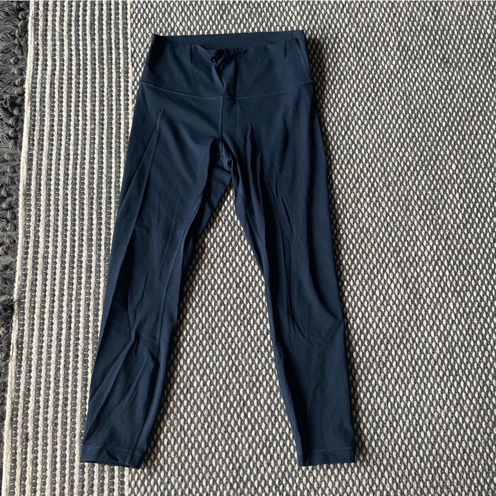 Lululemon size 8 Wunder under 25”